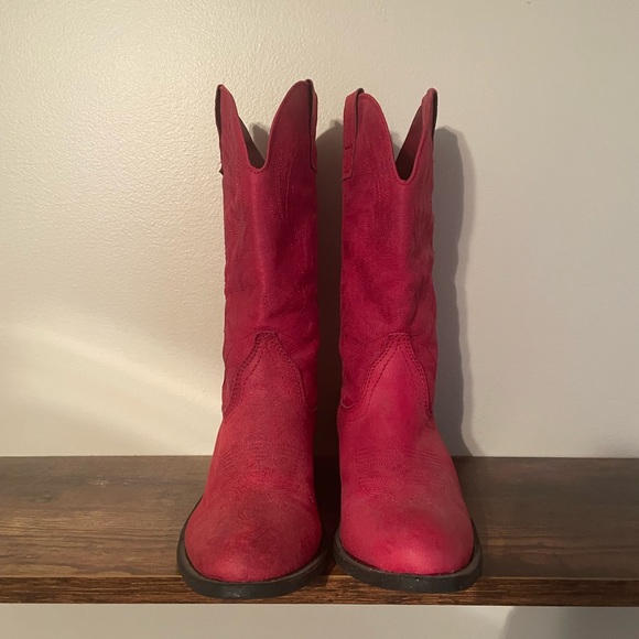Red Cowboy Boots - Picture 4 of 5